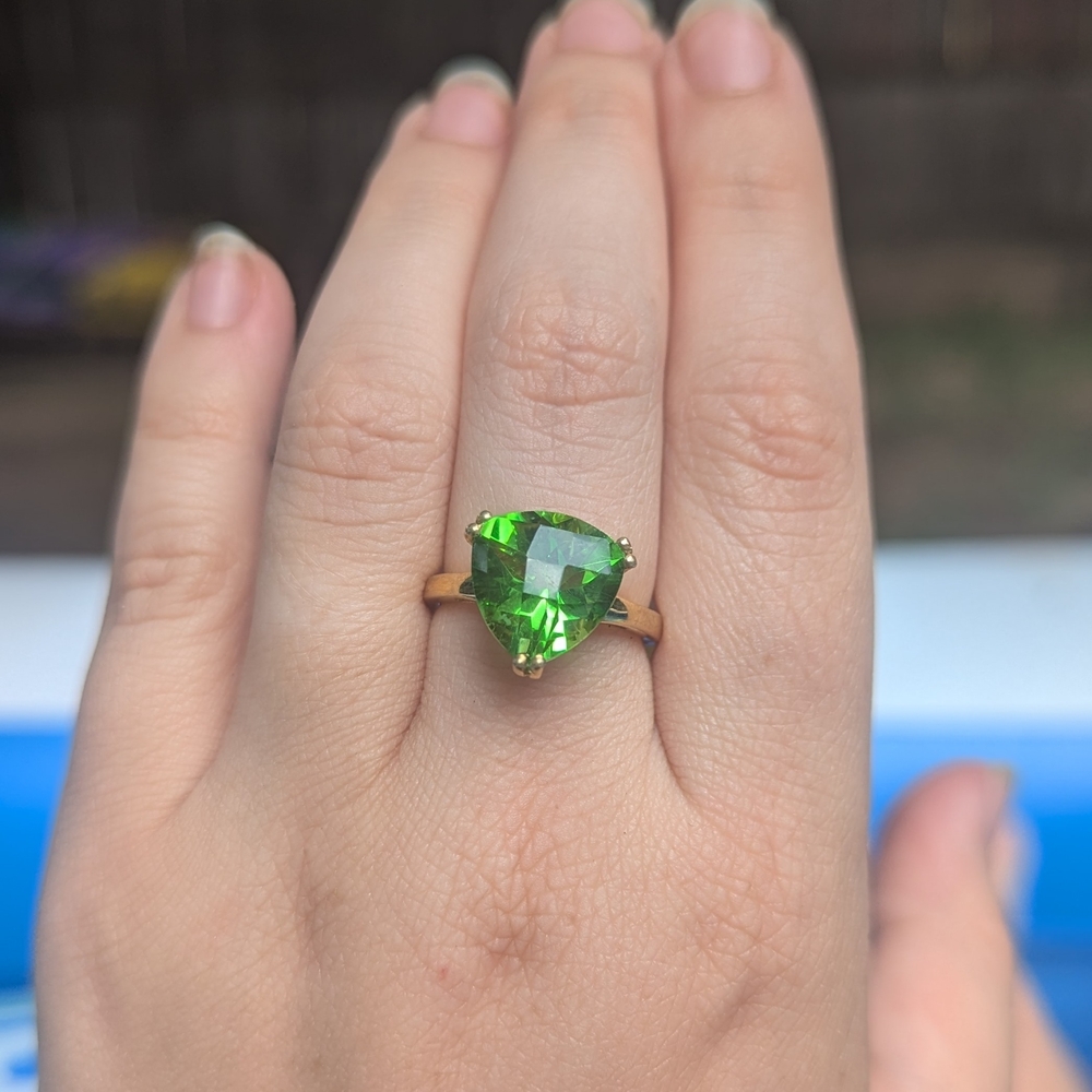 Chartreuse Quartz 14K YG Over Sterling Silver Ring (Size 7.0) 6.10 Cts.